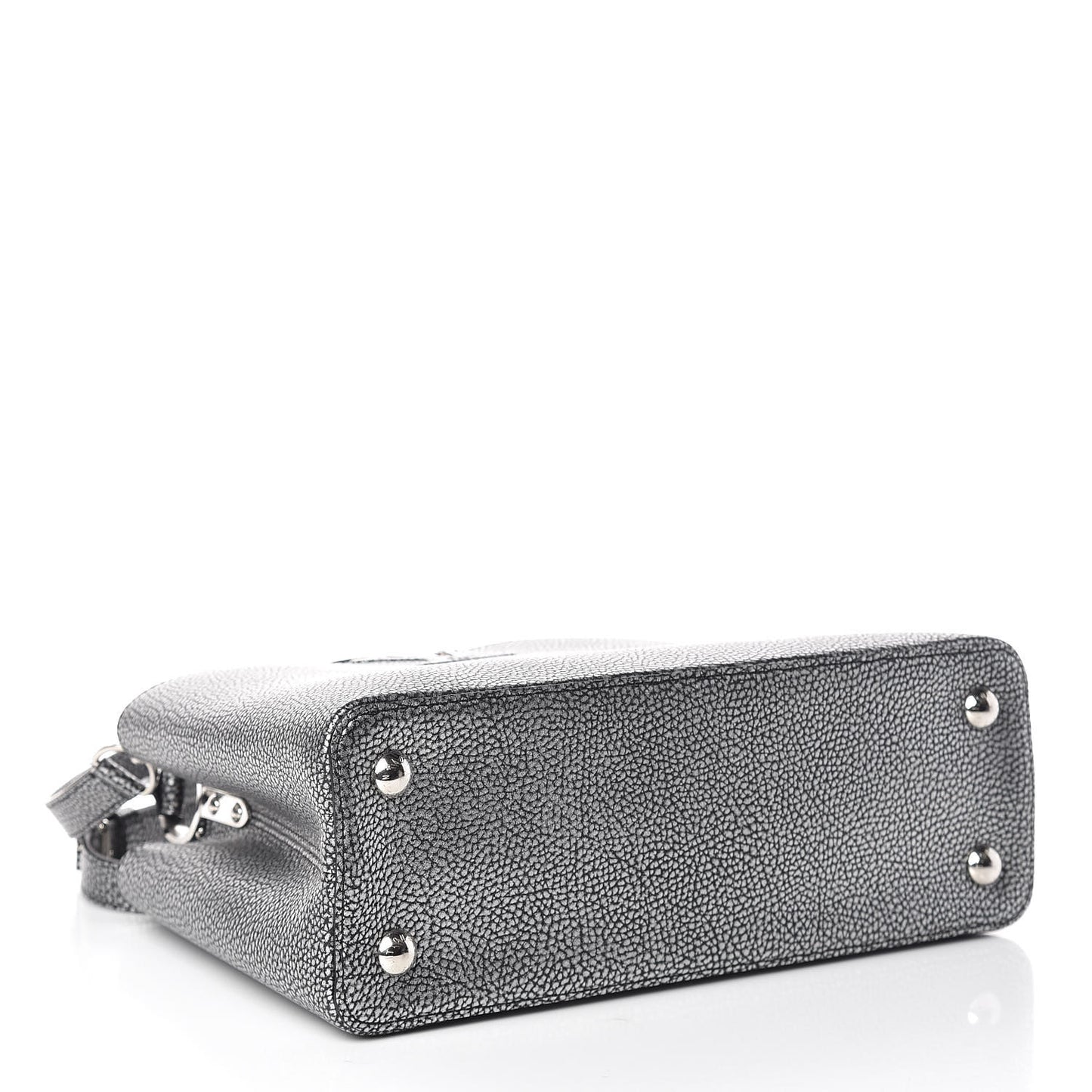 Metallic Taurillon Capucines PM Silver Black
