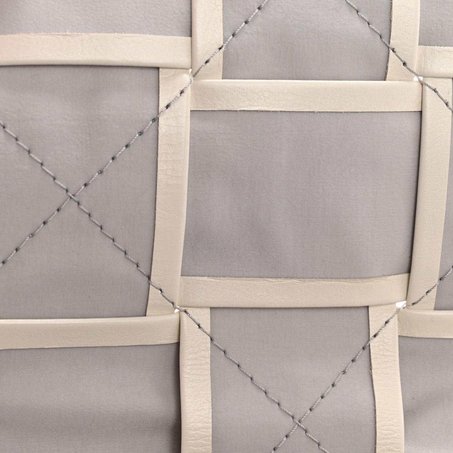 Bottega Veneta Paper Calfskin Intrecciato Cassette Belt Bag White 10 of 12
