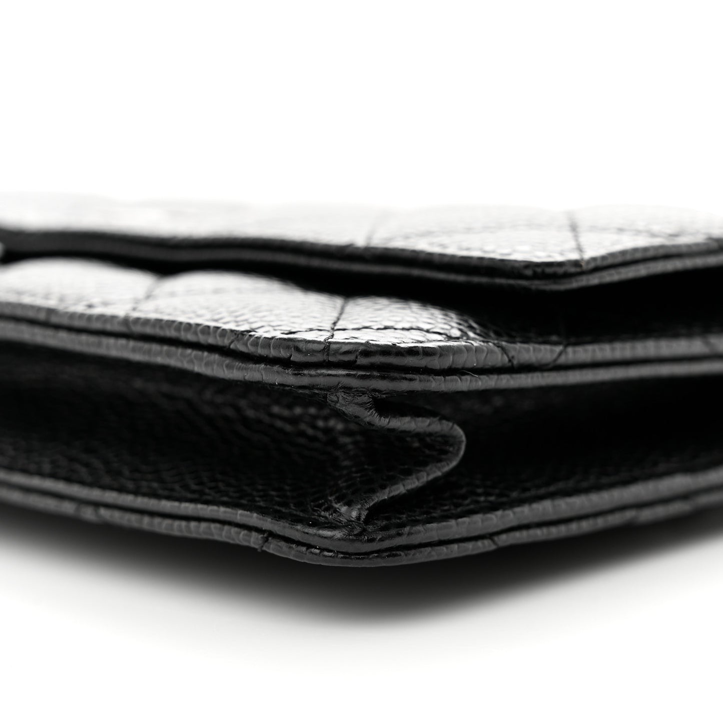 Caviar Quilted Wallet on Chain WOC Black