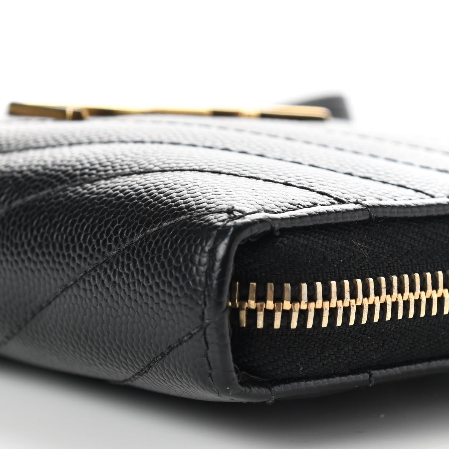 Saint Laurent Grain De Poudre Matelasse Chevron Monogram Zip Around Wallet Black 9 of 14