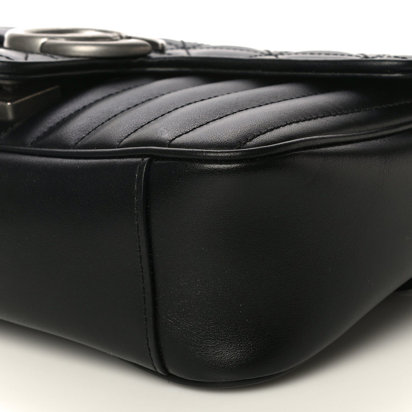 Calfskin Matelasse Aria Small GG Marmont Shoulder Bag Black
