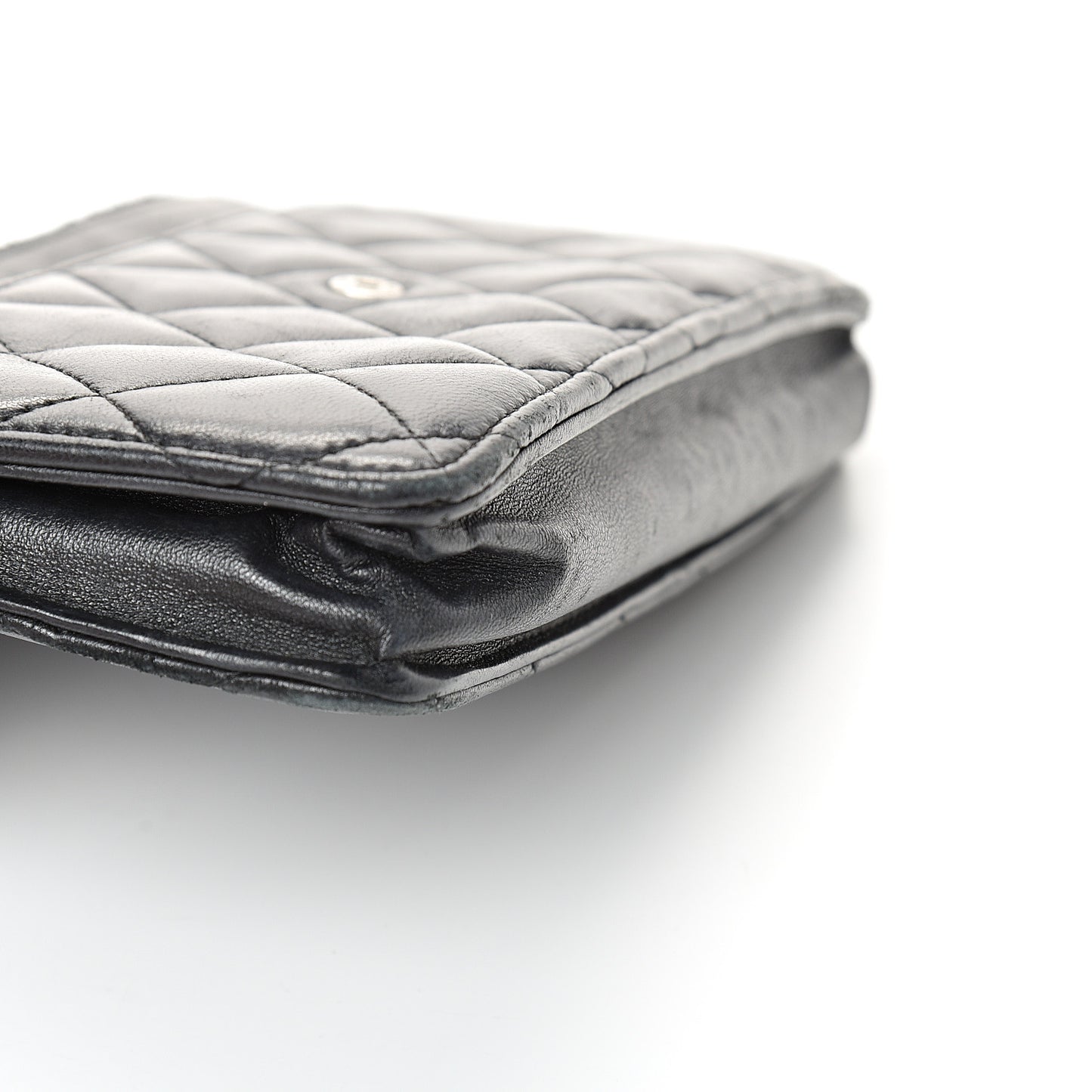 Lambskin Quilted Wallet On Chain WOC Black