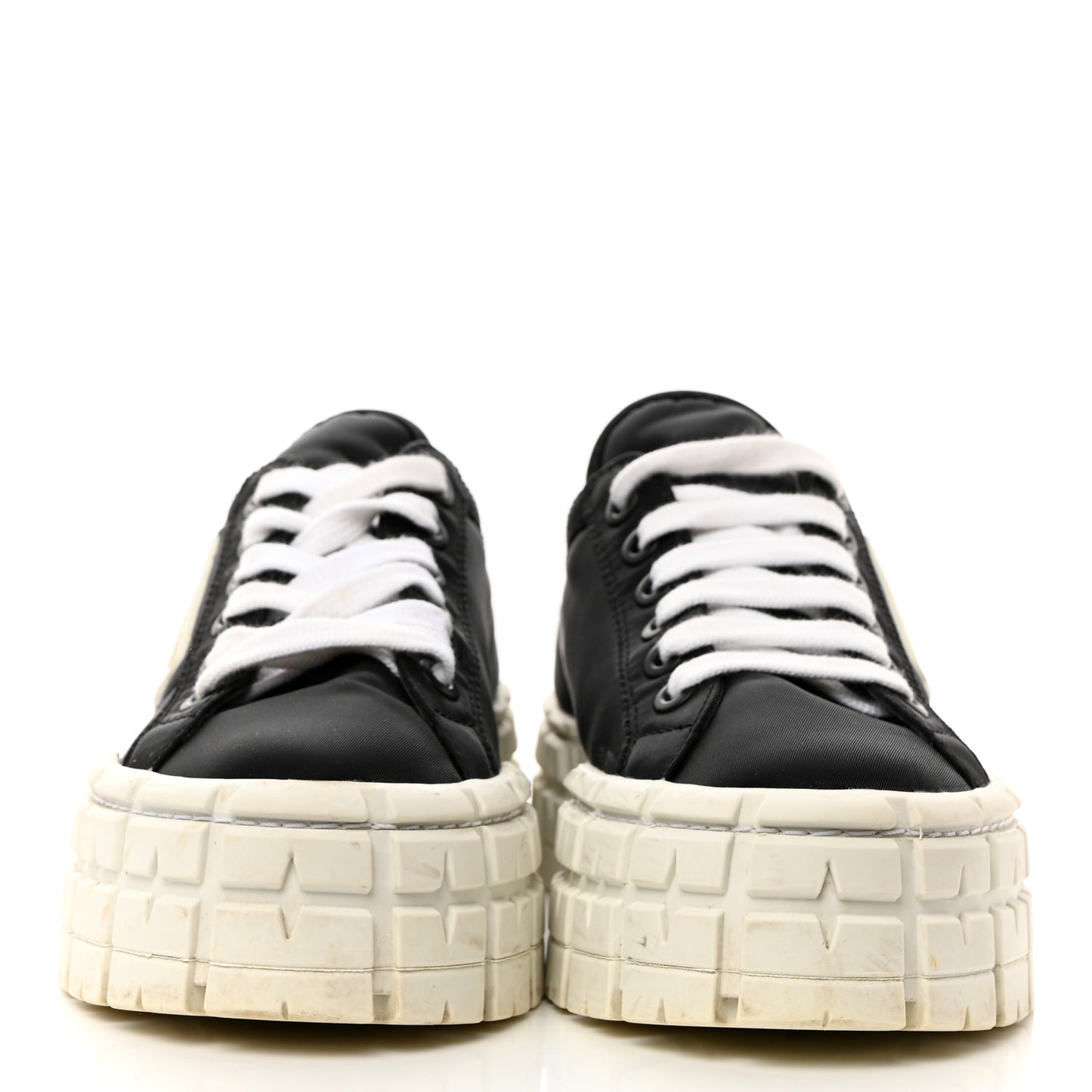 Re-Nylon Gabardine Triangle Logo Double Wheel 50mm Sneakers 39 Black