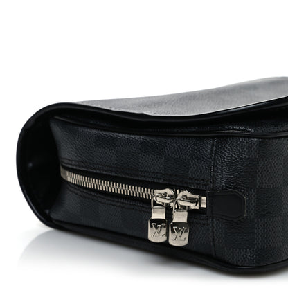 Louis Vuitton Damier Graphite Truth Suspendable Messenger Bag 8 of 11