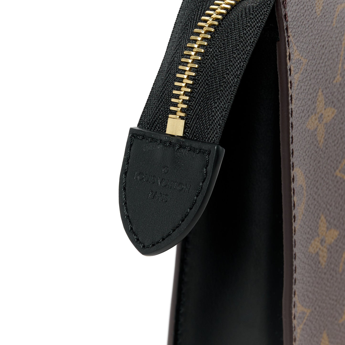 Monogram Poche Toilette NM