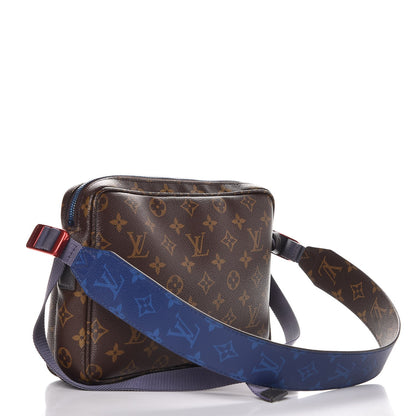 Louis Vuitton Monogram Outdoor Messenger PM 3 of 7