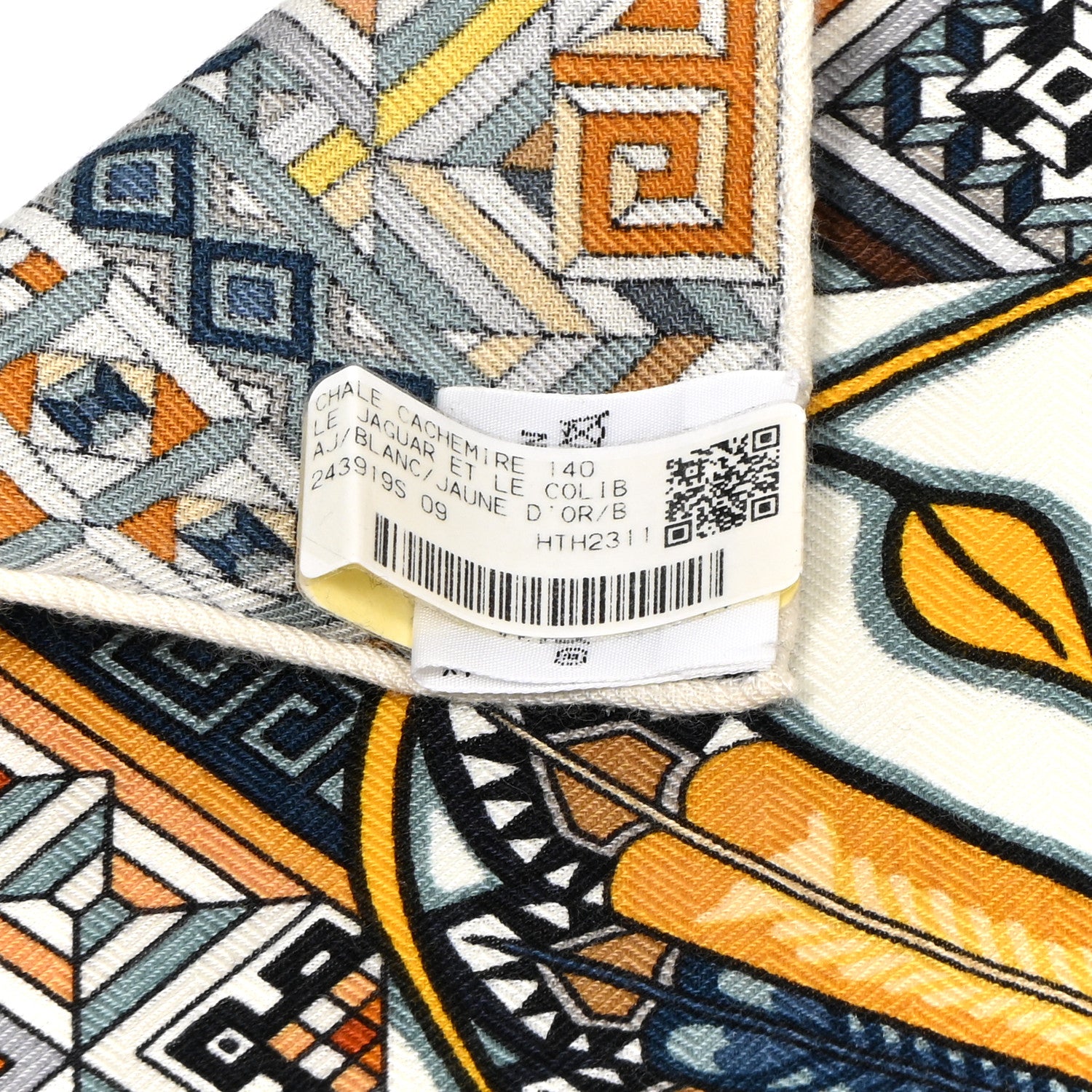 Hermes Cashmere Silk Le Jaguar Et Le Colibri Shawl 140 White Jaune D'or 4 of 4