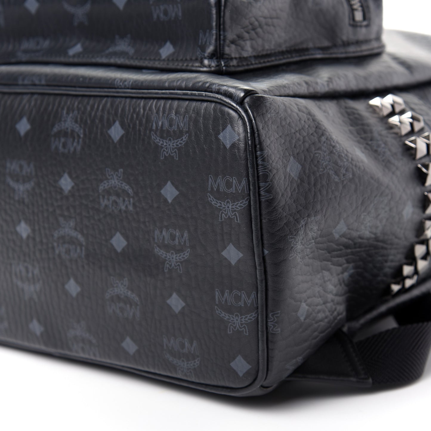 Visetos Medium Side Studs Stark Backpack Black