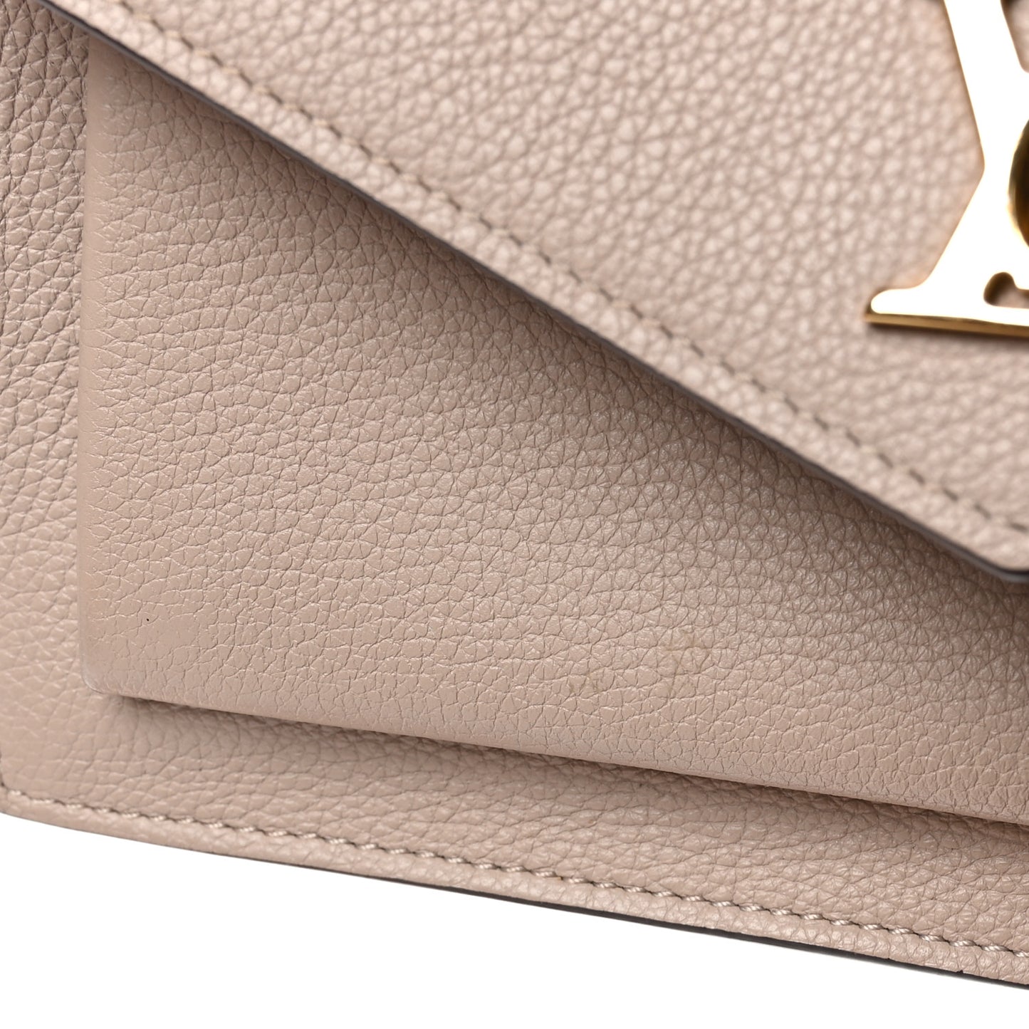 Soft Calfskin My Lockme Chain Pochette Greige