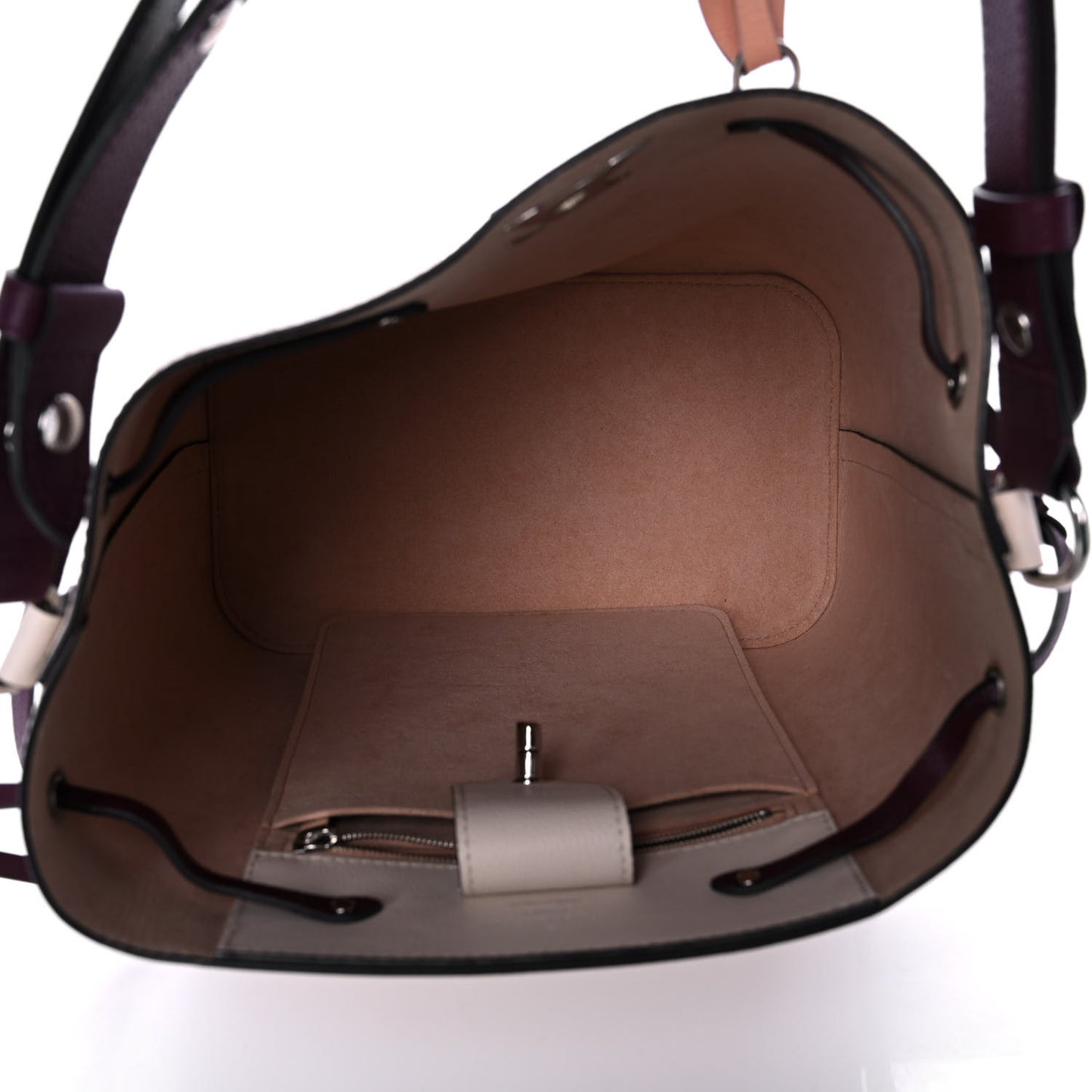 Calfskin Lockme Bucket Soie Quartz Calla