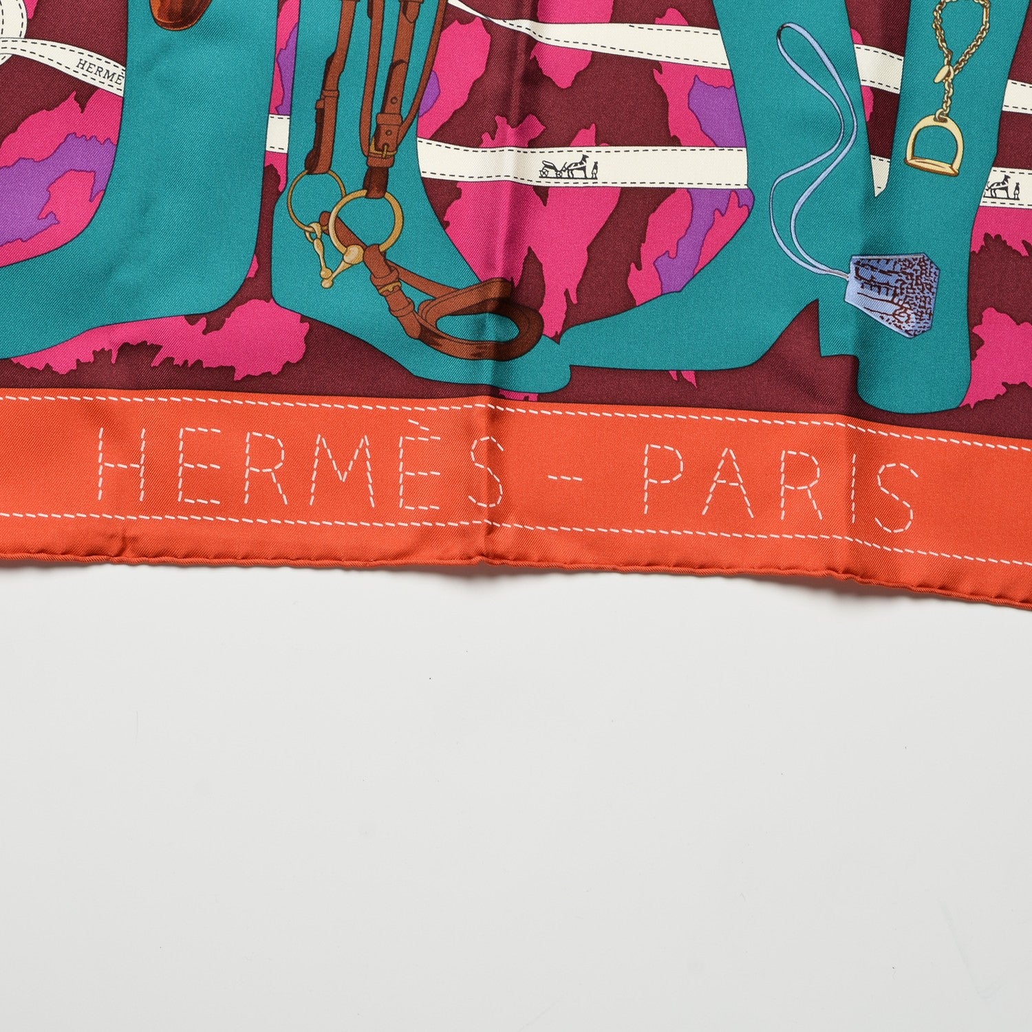 Hermes Silk Monsieur et Madame II Scarf 90 Vermillon Fuchsia Canard 3 of 4