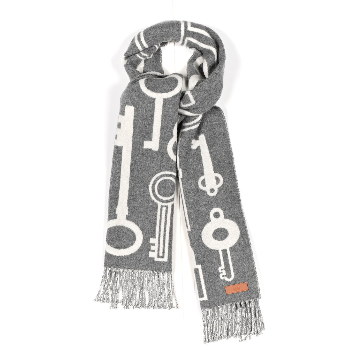 Hermes Cashmere Casaque Porte-Clefs Muffler Flanelle Ivoire