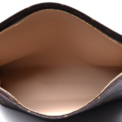 Louis Vuitton Monogram Toiletry Pouch 26 3 of 4