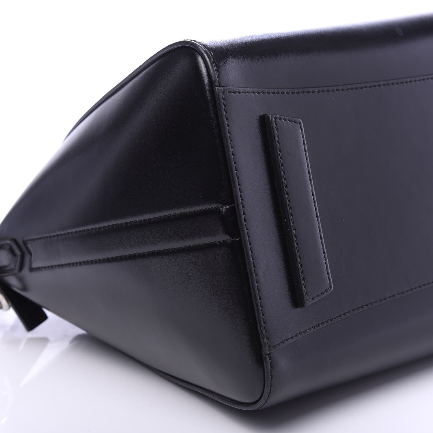 Givenchy Shiny Lord Calfskin Medium Antigona Black 5 of 9