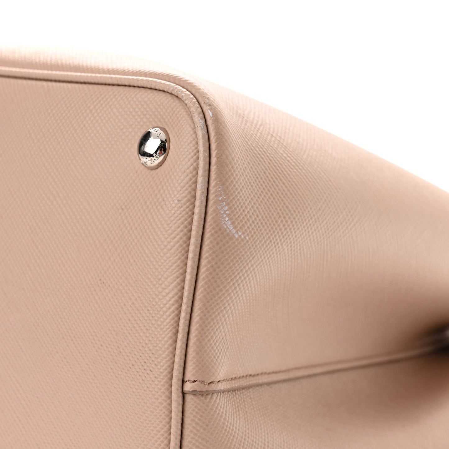 Saffiano Cuir Medium Double Handle Tote Cammeo
