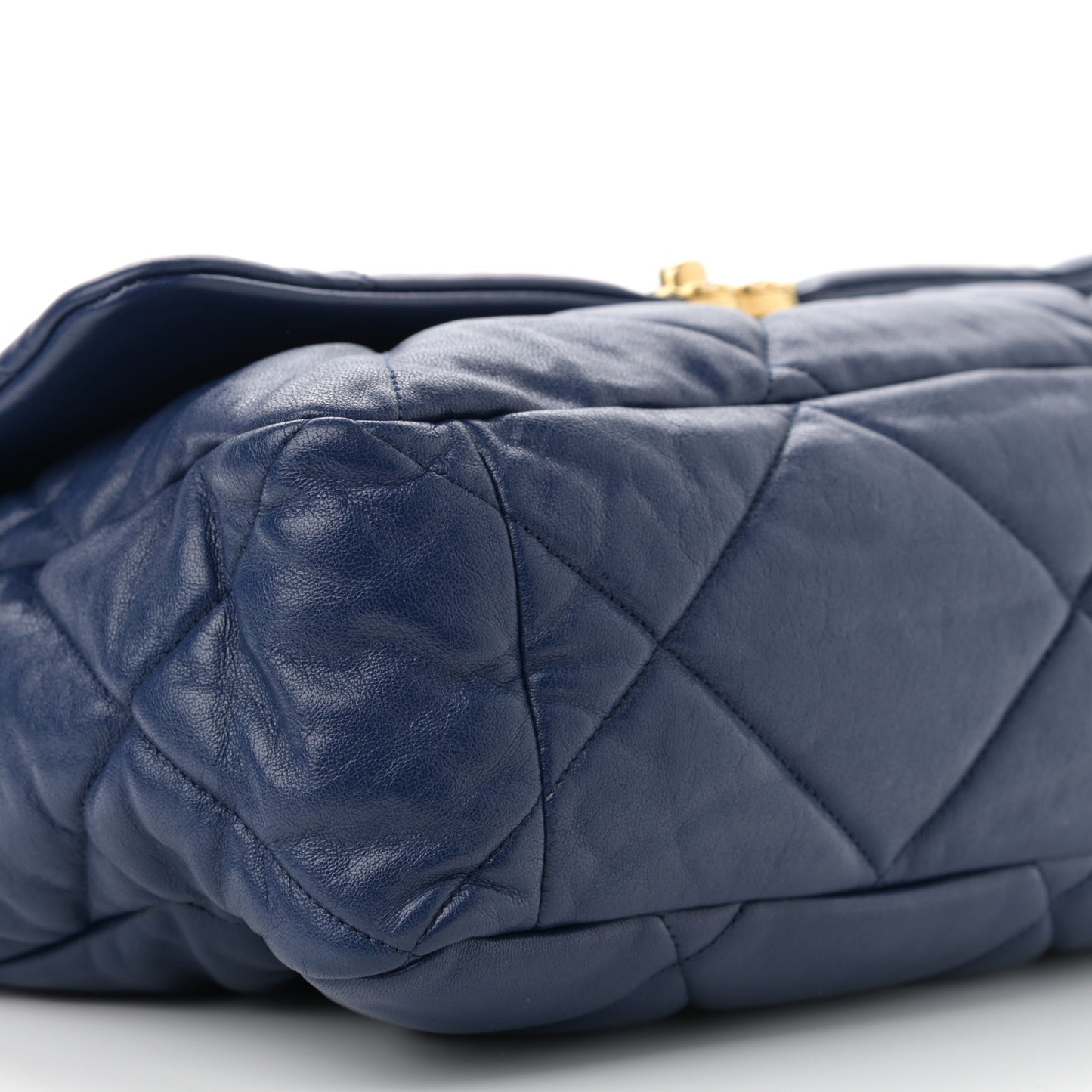 Goatskin Quilted Maxi Chanel 19 Flap Blue