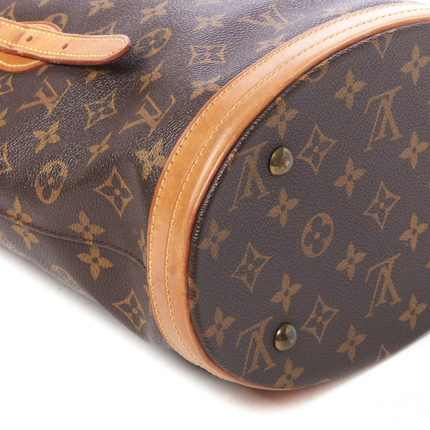 Monogram Petit Bucket 23