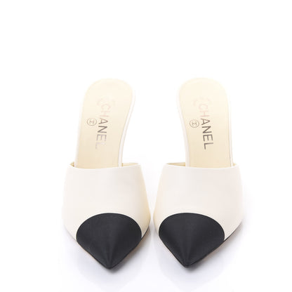Chanel Goatskin Grosgrain Cap Toe Snake Pearl Mule 38.5 Beige Black 2 of 8