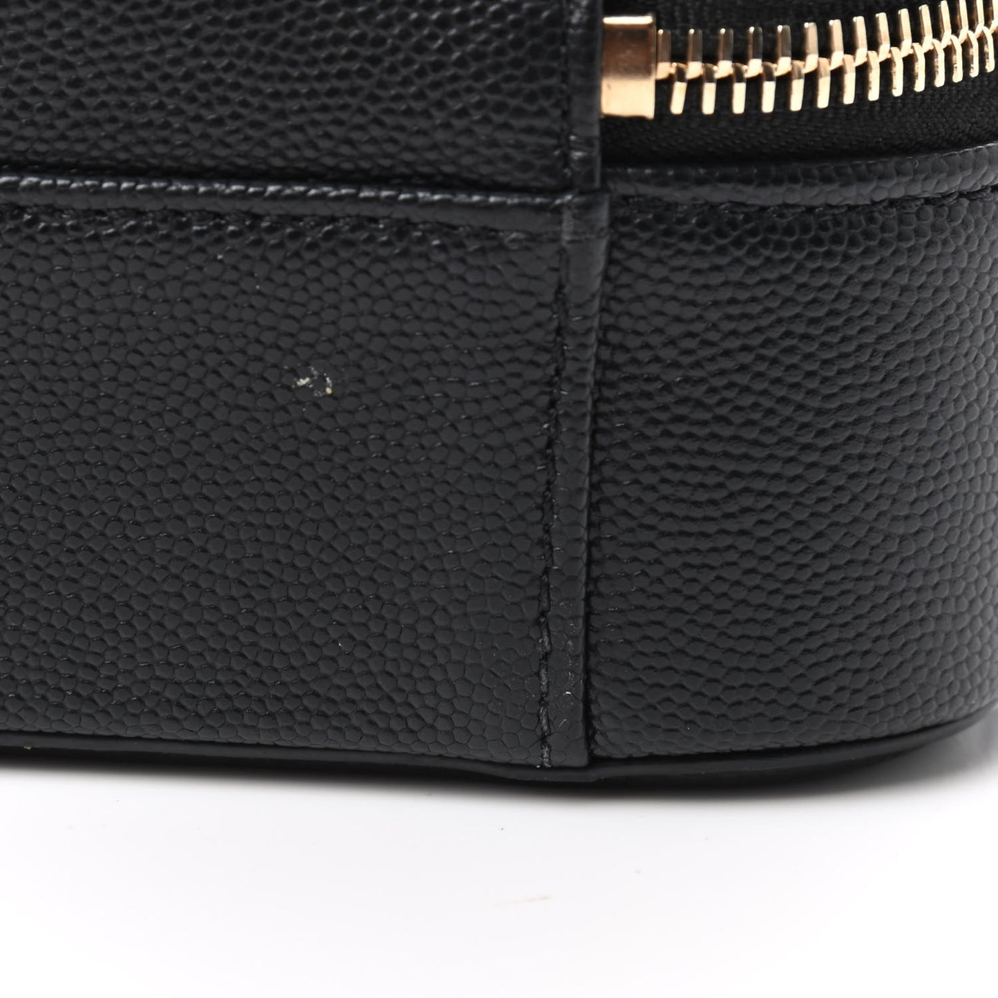 Caviar Quilted Medium CC Filigree Vanity Case Black