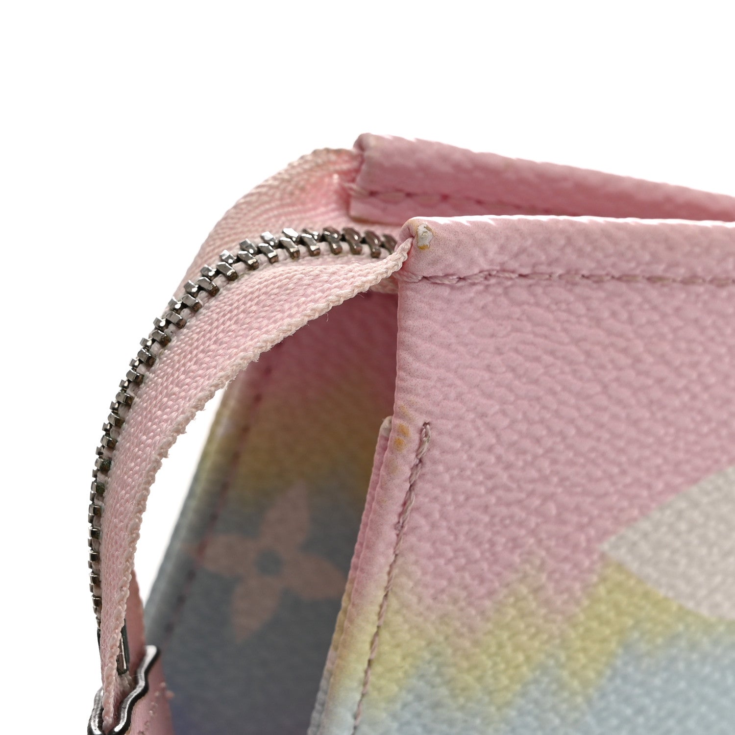 Louis Vuitton Monogram Escale Toiletry Pouch 26 Pastel 8 of 9