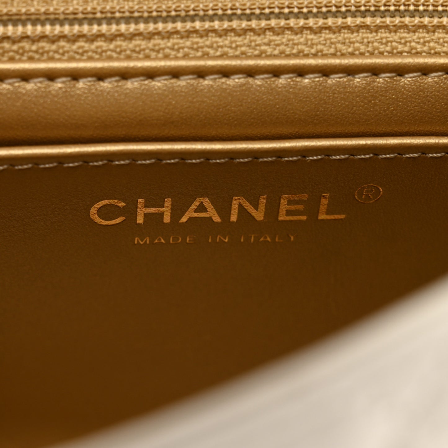 Lambskin Quilted Mini Pearl Crush Flap White