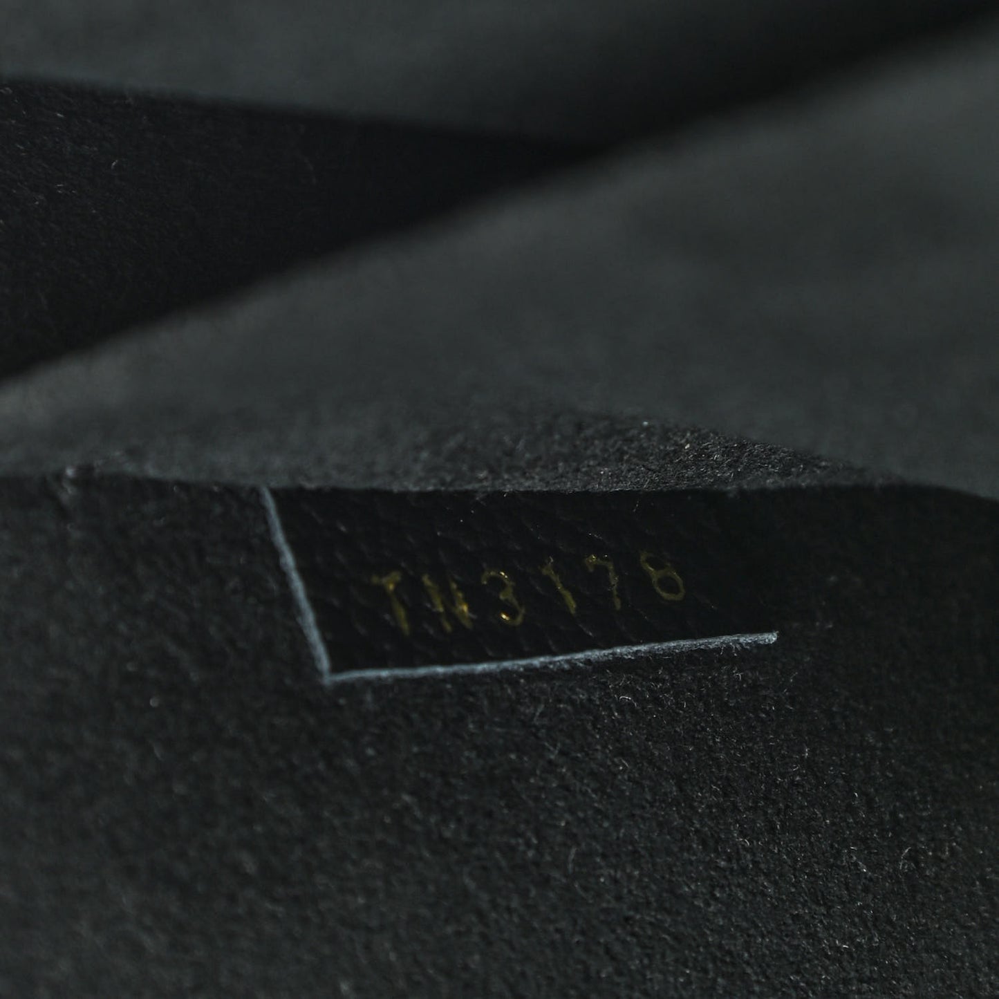Monogram Daily Pouch Black