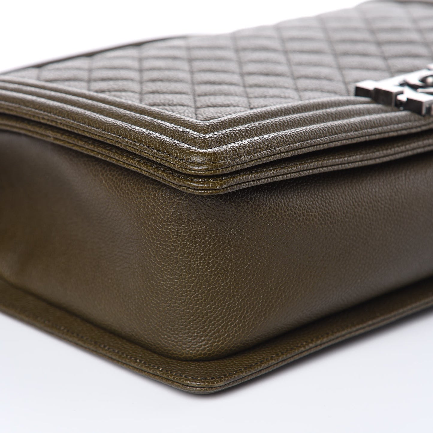 Caviar Quilted New Medium Boy Flap Khaki