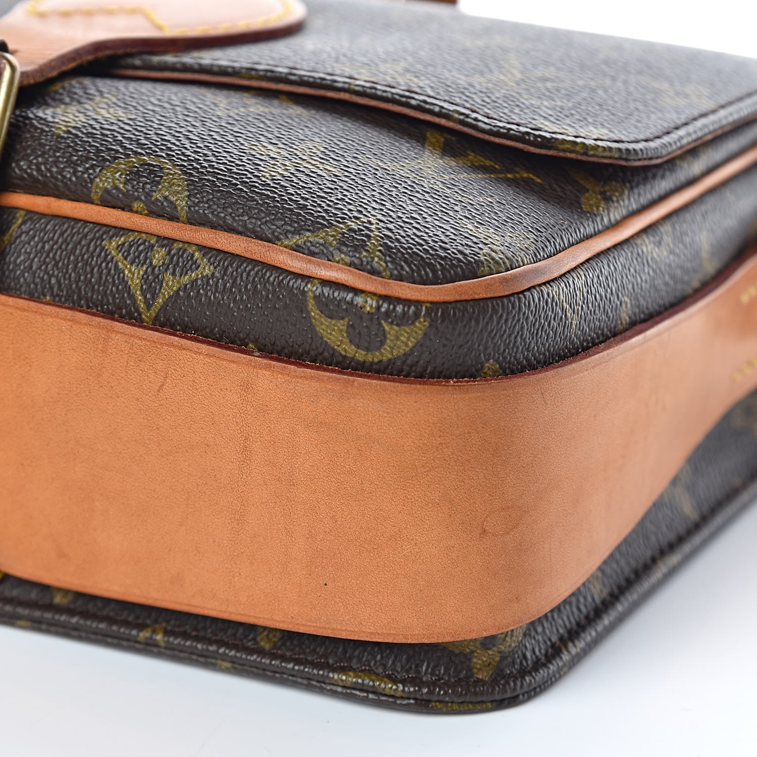 Louis Vuitton Monogram Cartouchiere 22 11 of 11