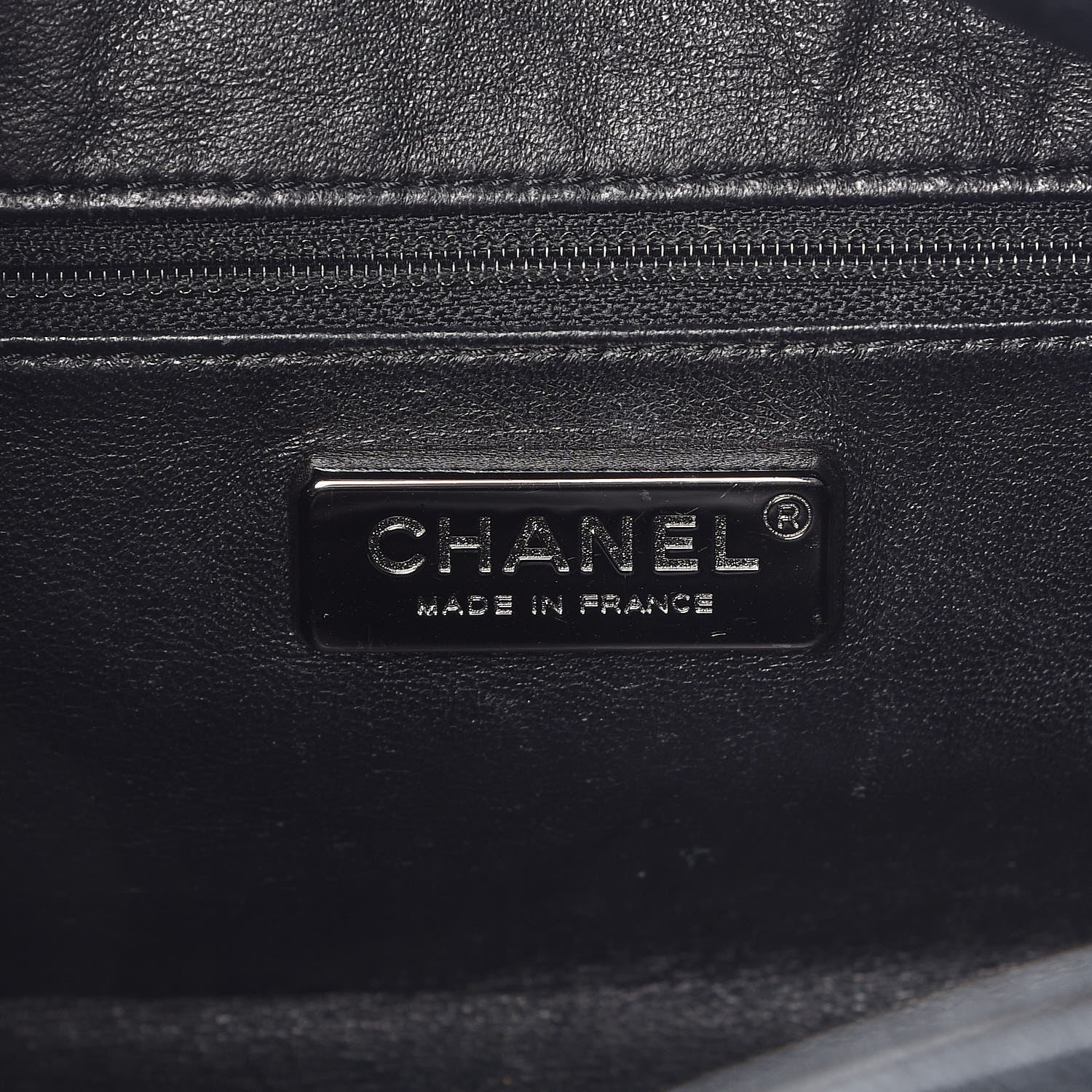 Chanel Metallic Goatskin Medium Luxe Ligne Bowler Black 8 of 12