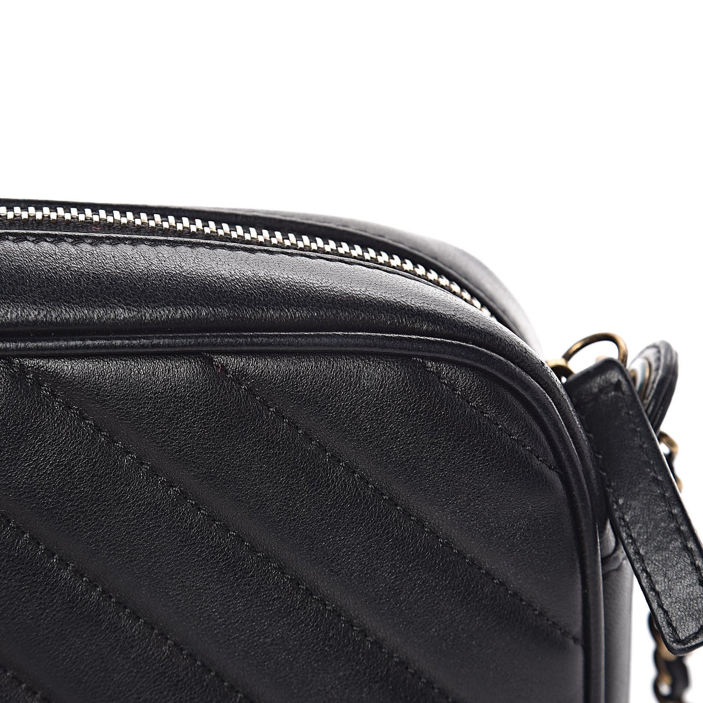 Lambskin Chevron Quilted Pyramid CC Camera Case Black