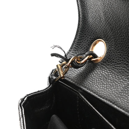Chanel Caviar Quilted East West Flap Black 14 of 15