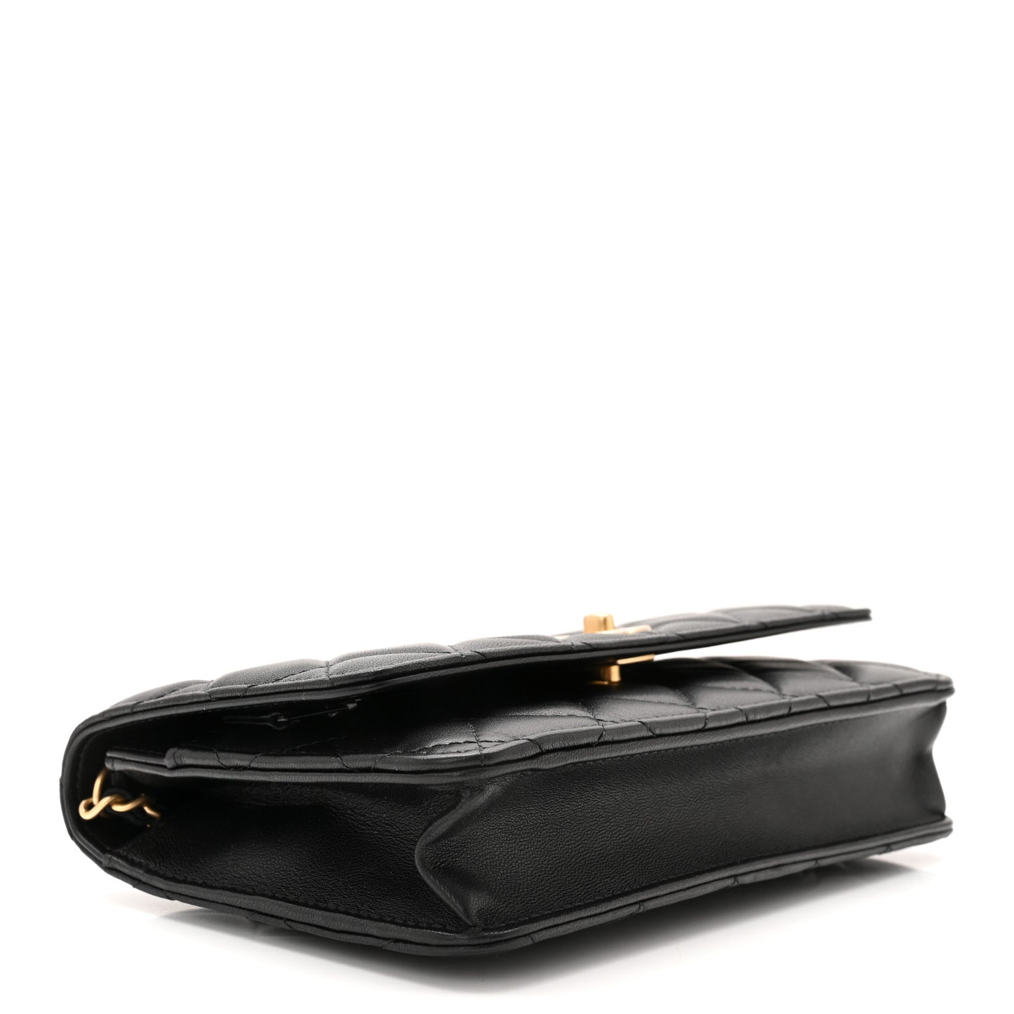 Lambskin Quilted CC Pearl Crush Wallet on Chain WOC Black