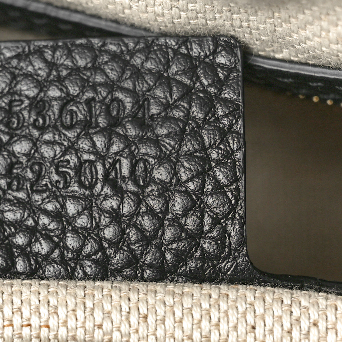 Pebbled Calfskin Large Soho Hobo Black