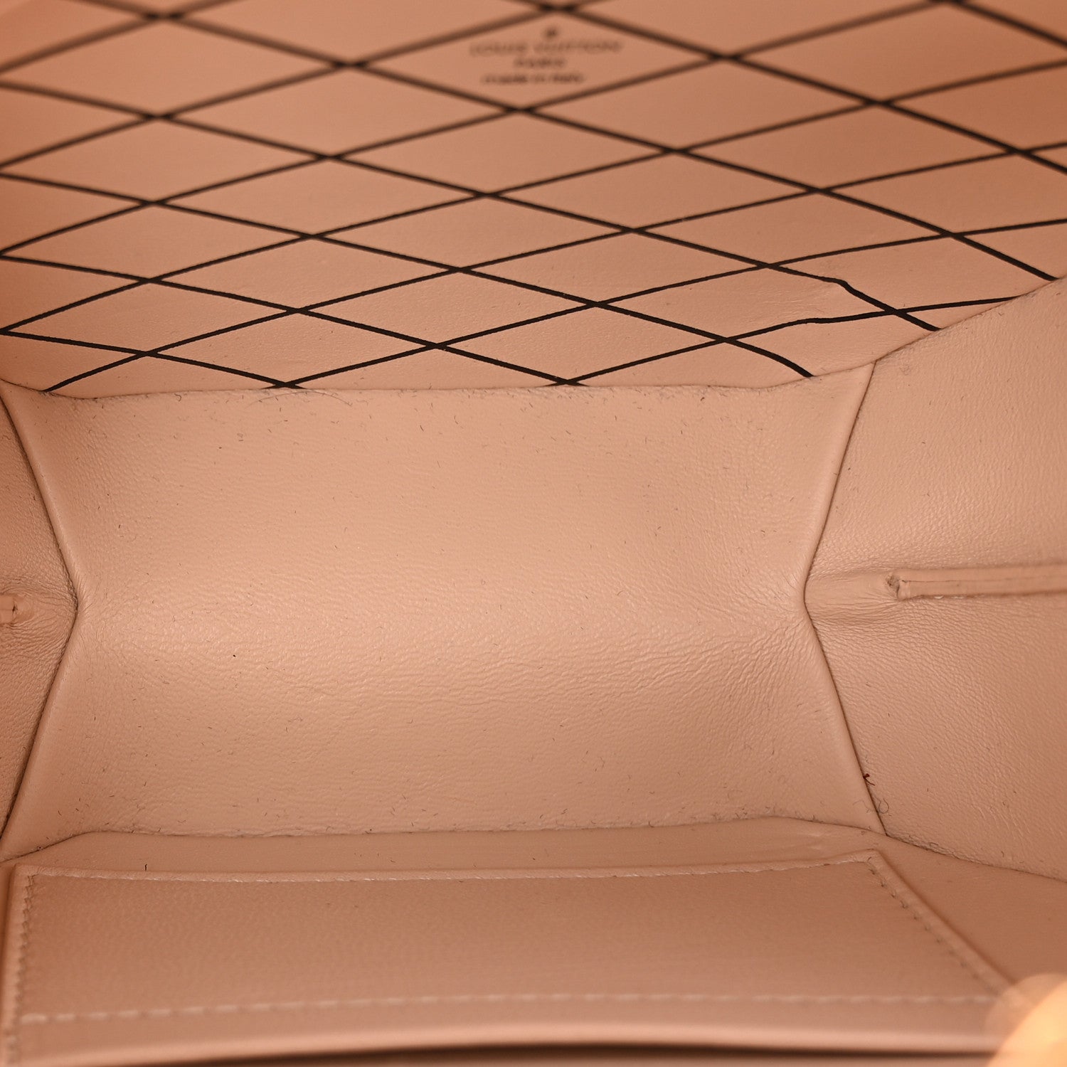 Louis Vuitton Monogram Petite Boite Chapeau 5 of 9