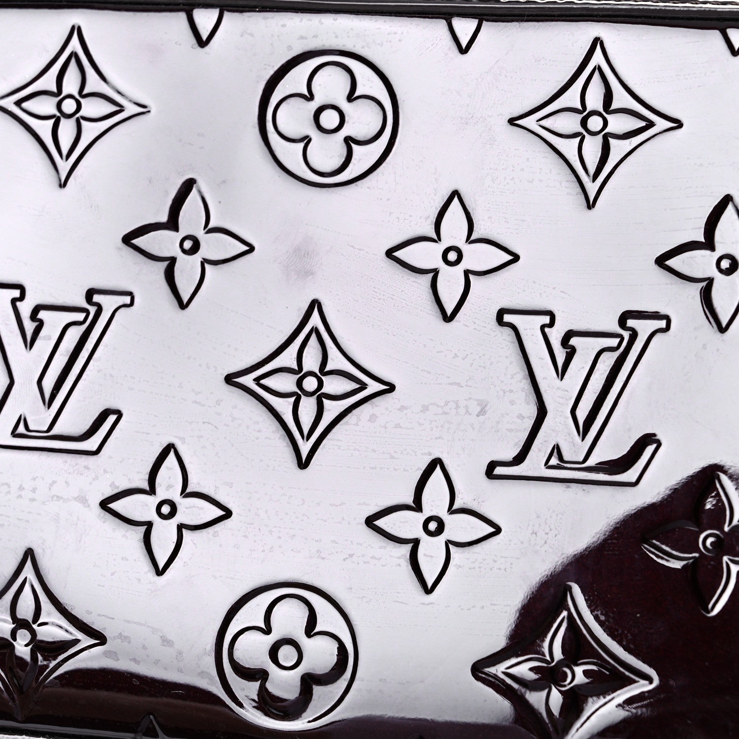 Louis Vuitton Vernis Camera Pouch Amarante 13 of 13