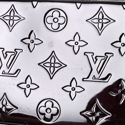 Louis Vuitton Vernis Camera Pouch Amarante 13 of 13