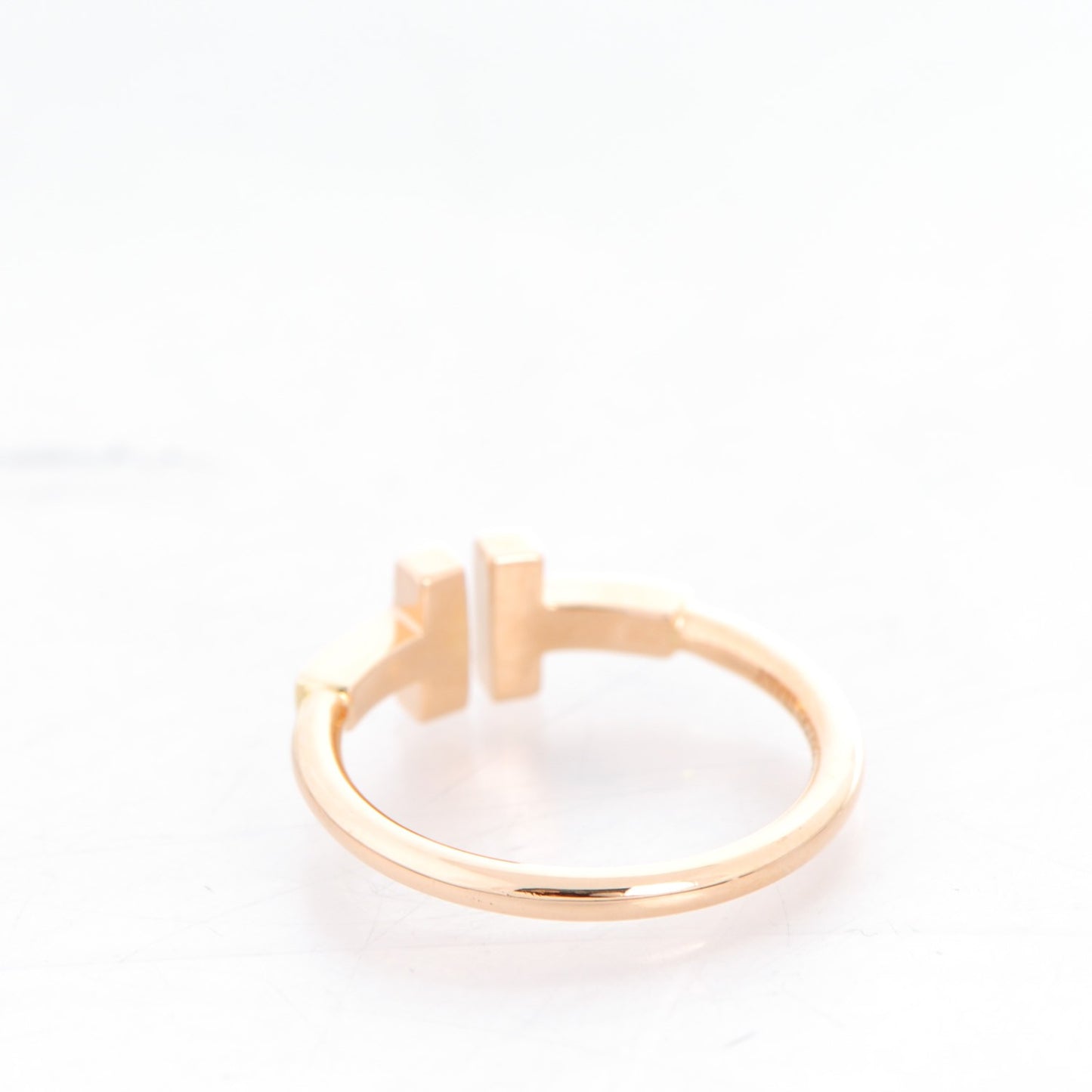 18K Rose Gold T Wire Ring 49 5