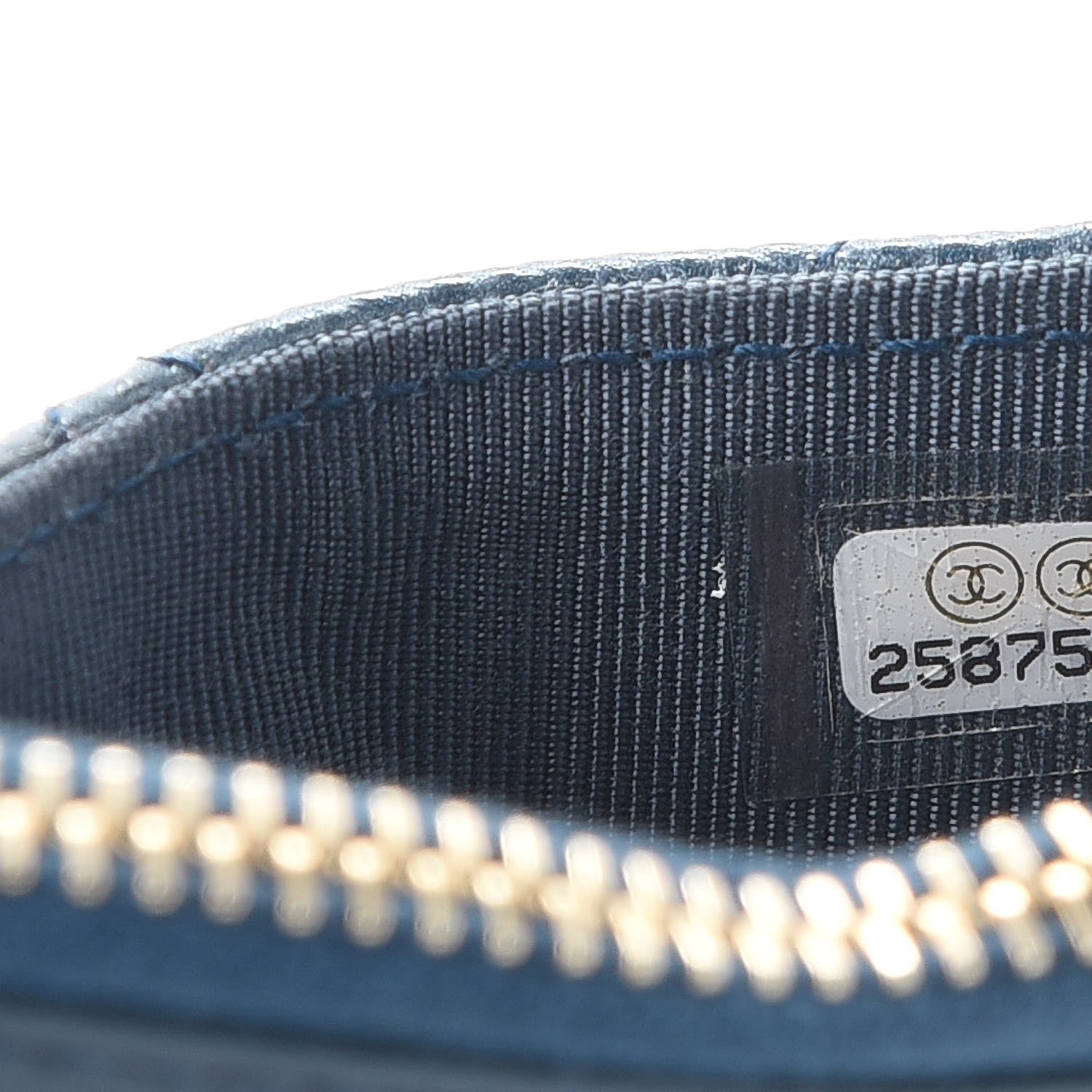 Chanel Metallic Caviar Quilted CC Zip Card Holder Dark Blue 7 of 8