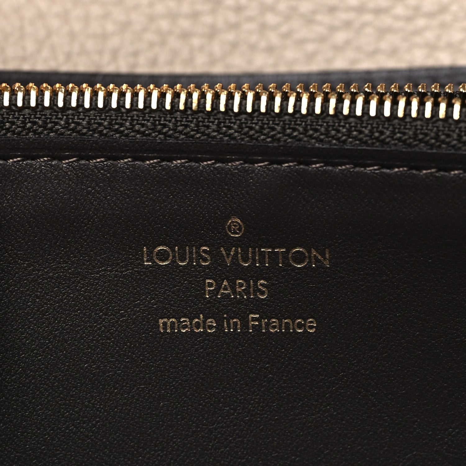 Louis Vuitton Taurillon Capucines Wallet Galet 6 of 7