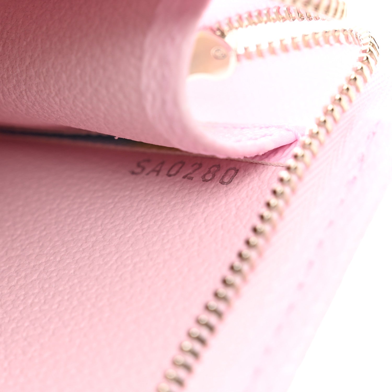 Louis Vuitton Monogram Escale Toiletry Pouch 26 Pastel 6 of 7