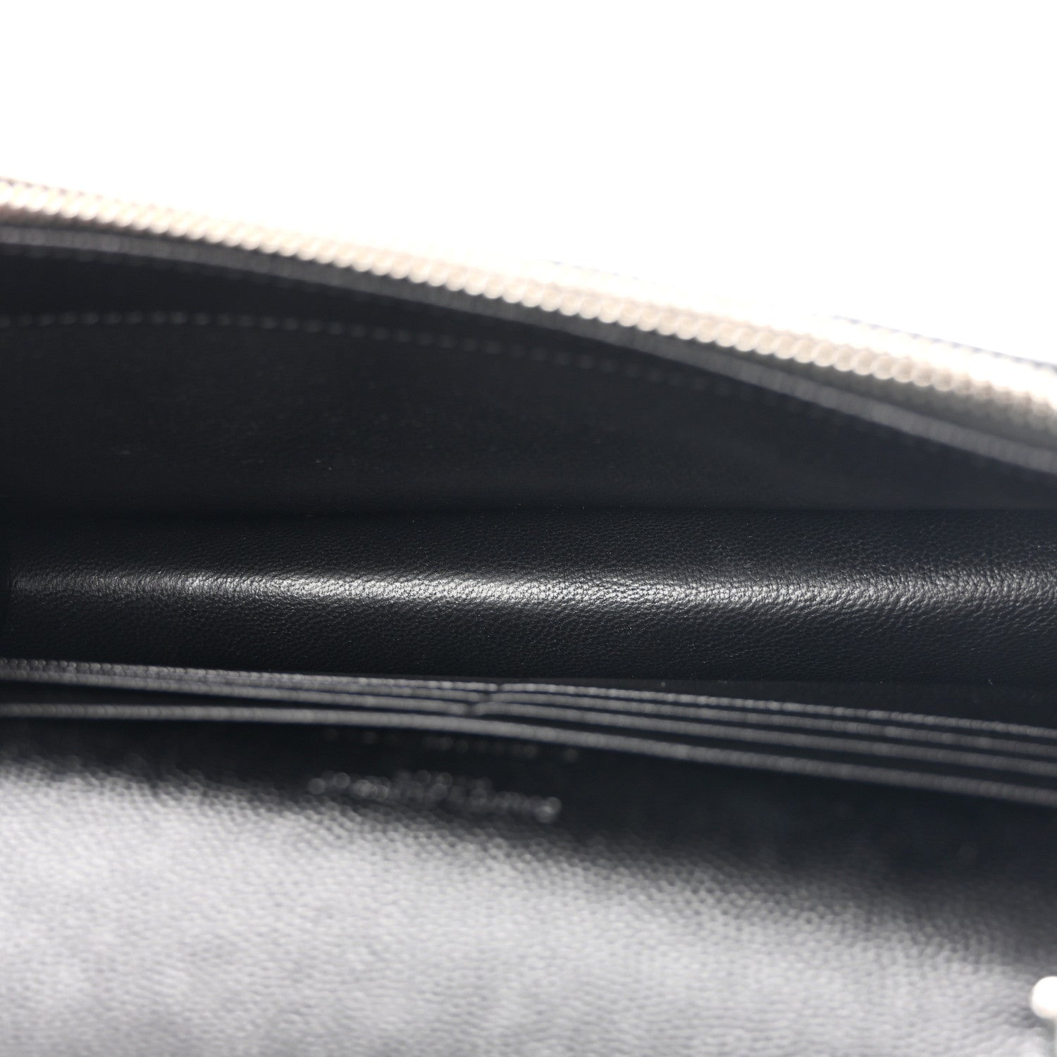 Saint Laurent Grain De Poudre Matelasse Chevron Monogram Envelope Chain Wallet Black 5 of 10