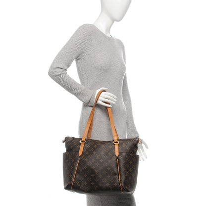 Louis Vuitton Monogram Totally MM 2 of 9