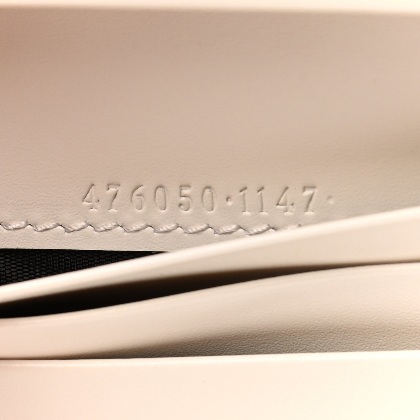 Guccissima Cherries Card Case Wallet White