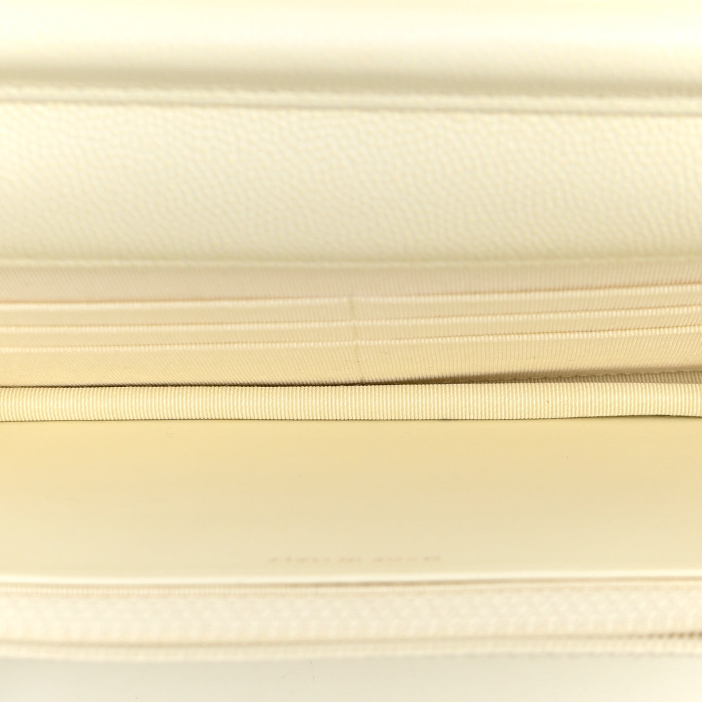 Caviar Quilted Wallet on Chain WOC White