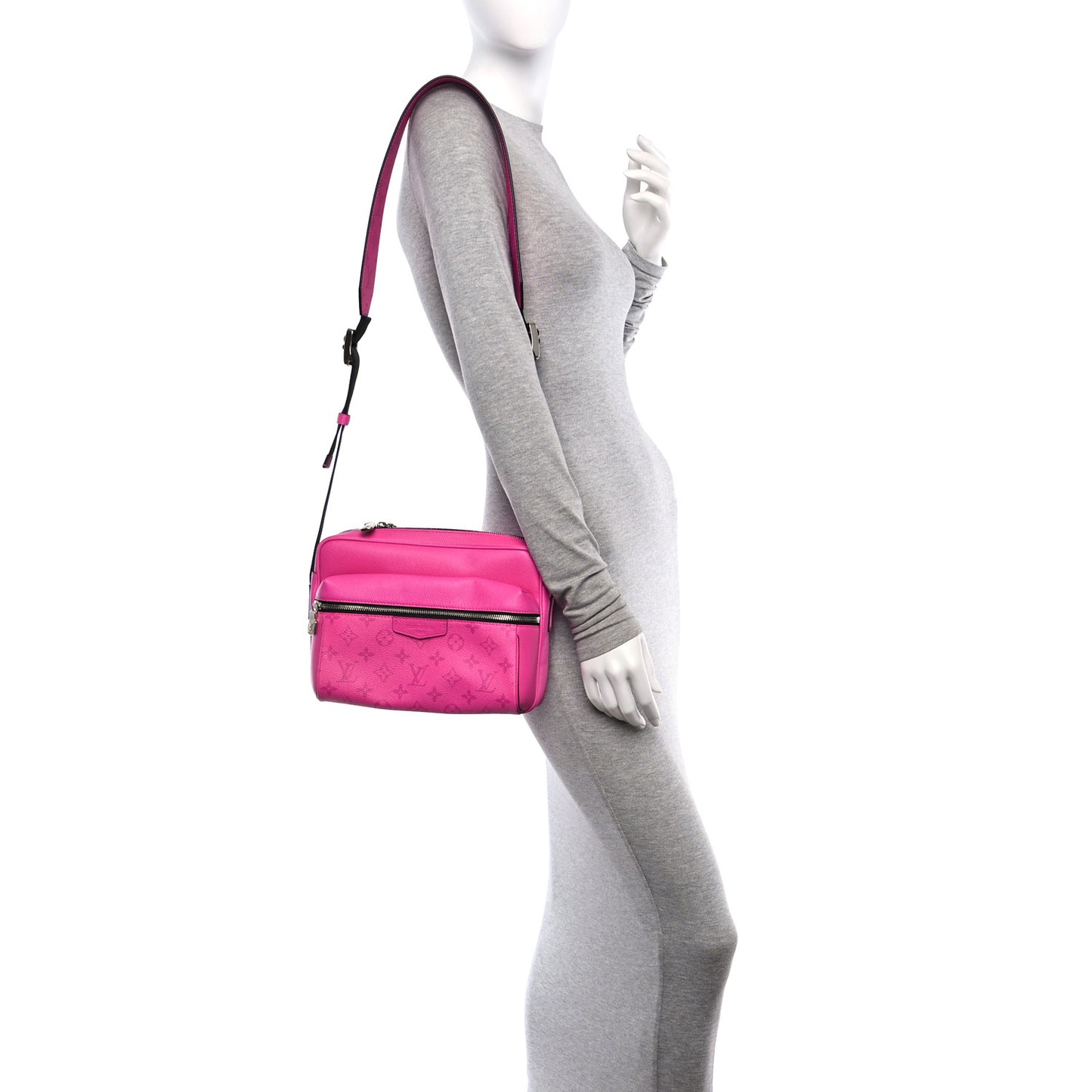 Taigarama Outdoor Messenger Fuchsia