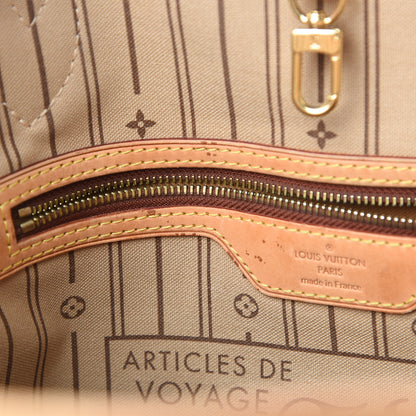 Louis Vuitton Monogram Neverfull MM 11 of 20