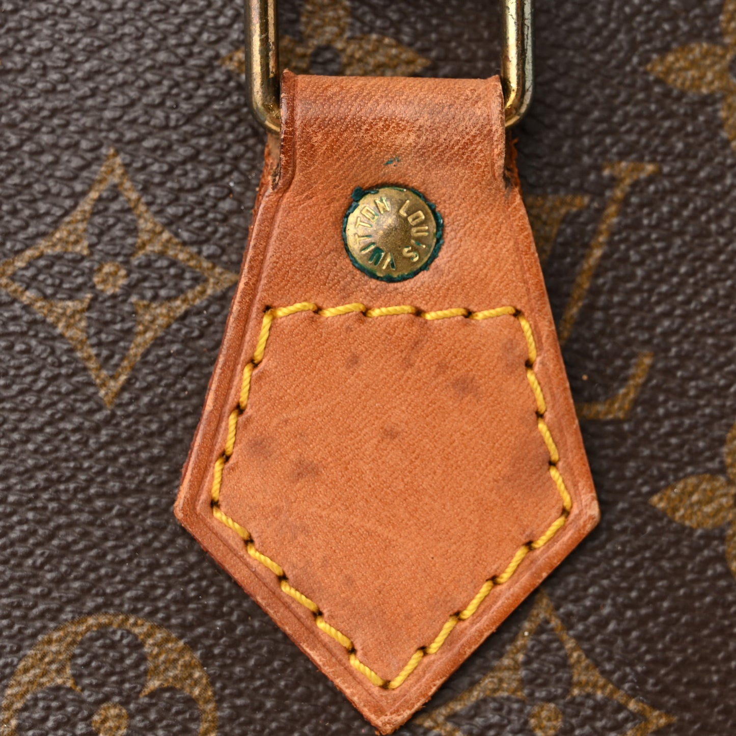 Monogram Sac Plat