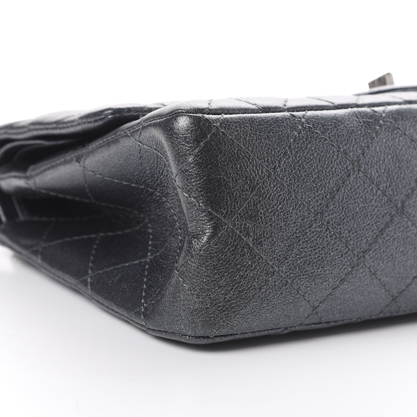 Metallic Sheepskin Quilted 2.55 Reissue 226 Flap Dark Silver