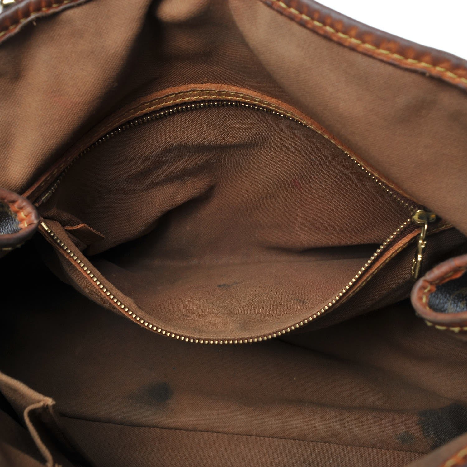 Louis Vuitton Monogram Batignolles Horizontal 12 of 16