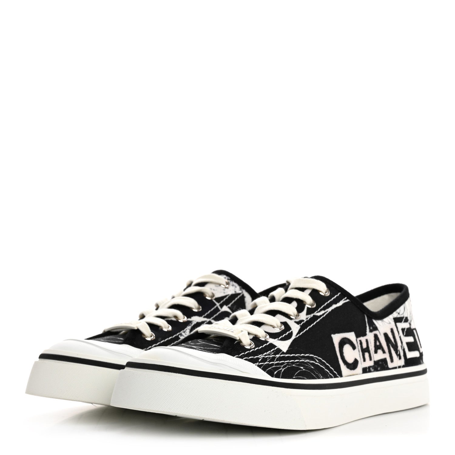 Chanel Printed Fabric Low Top Logo Sneakers 38.5 White Black 4 of 10